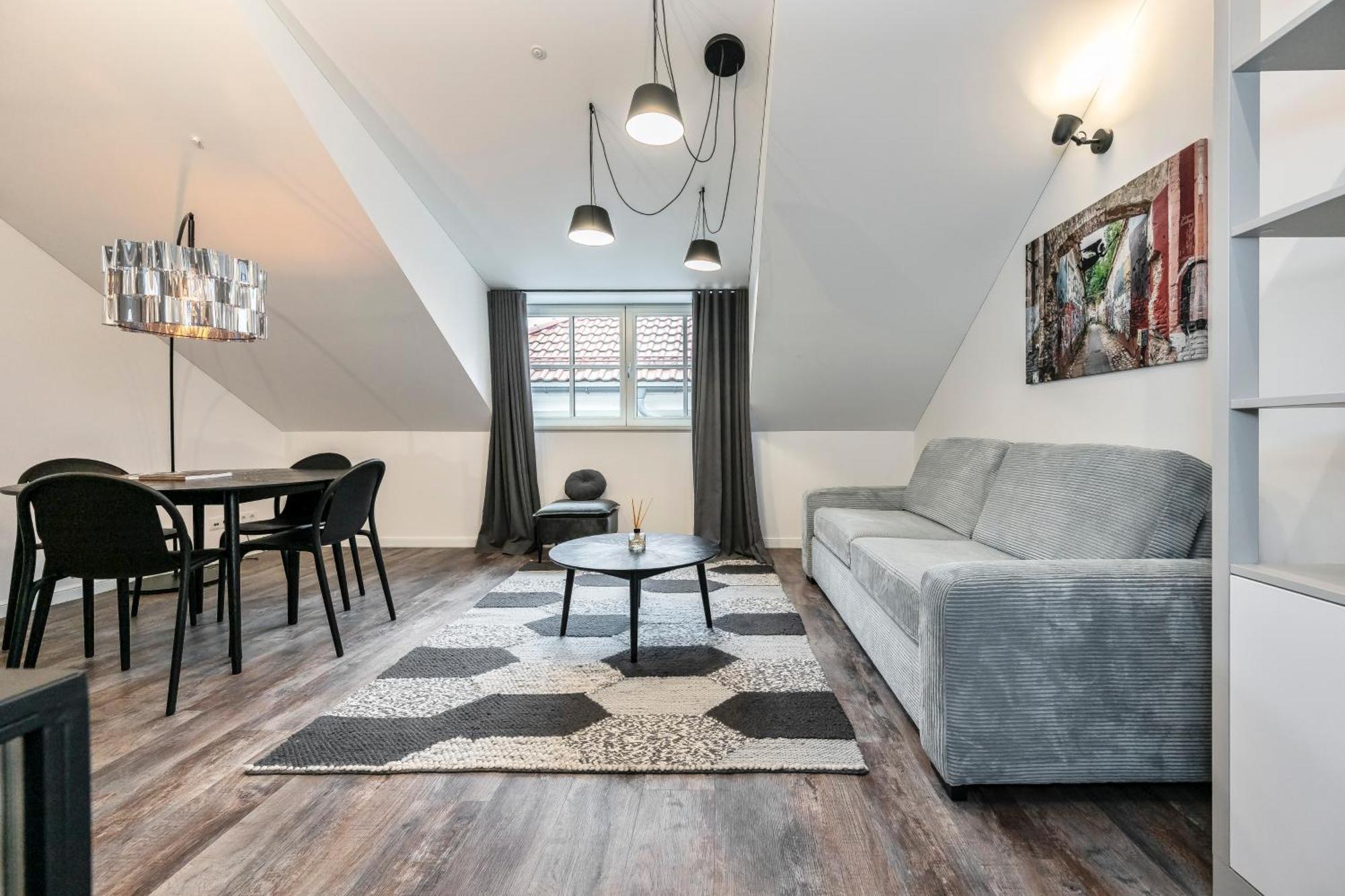 Artsy Exclusive Old Town Residence Gallery Walk 빌뉴스 외부 사진